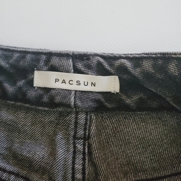 7181 * PacSun Mom Jeans Denim Black Gray Size 25 - Picture 3 of 12
